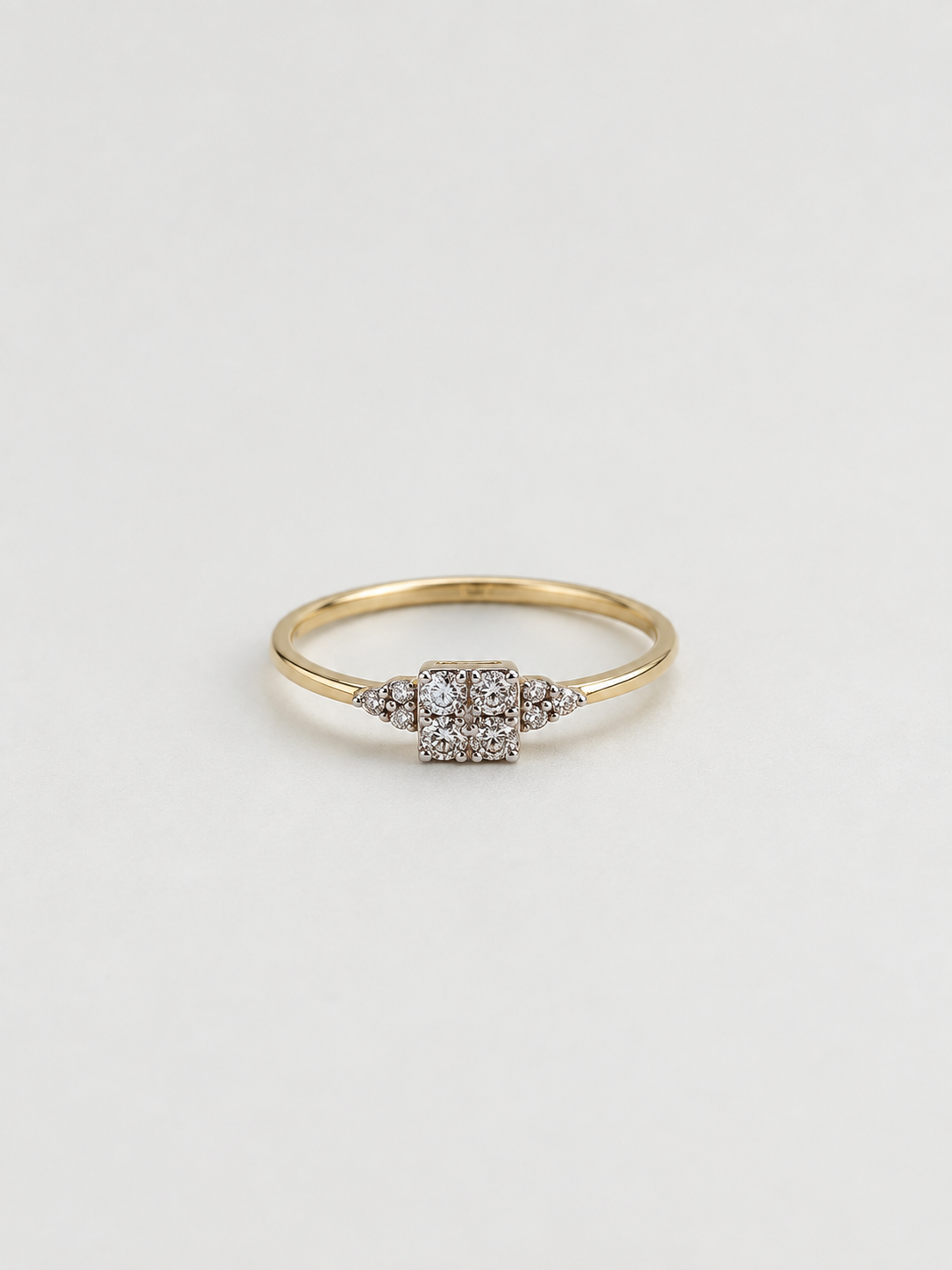 Chloe ring