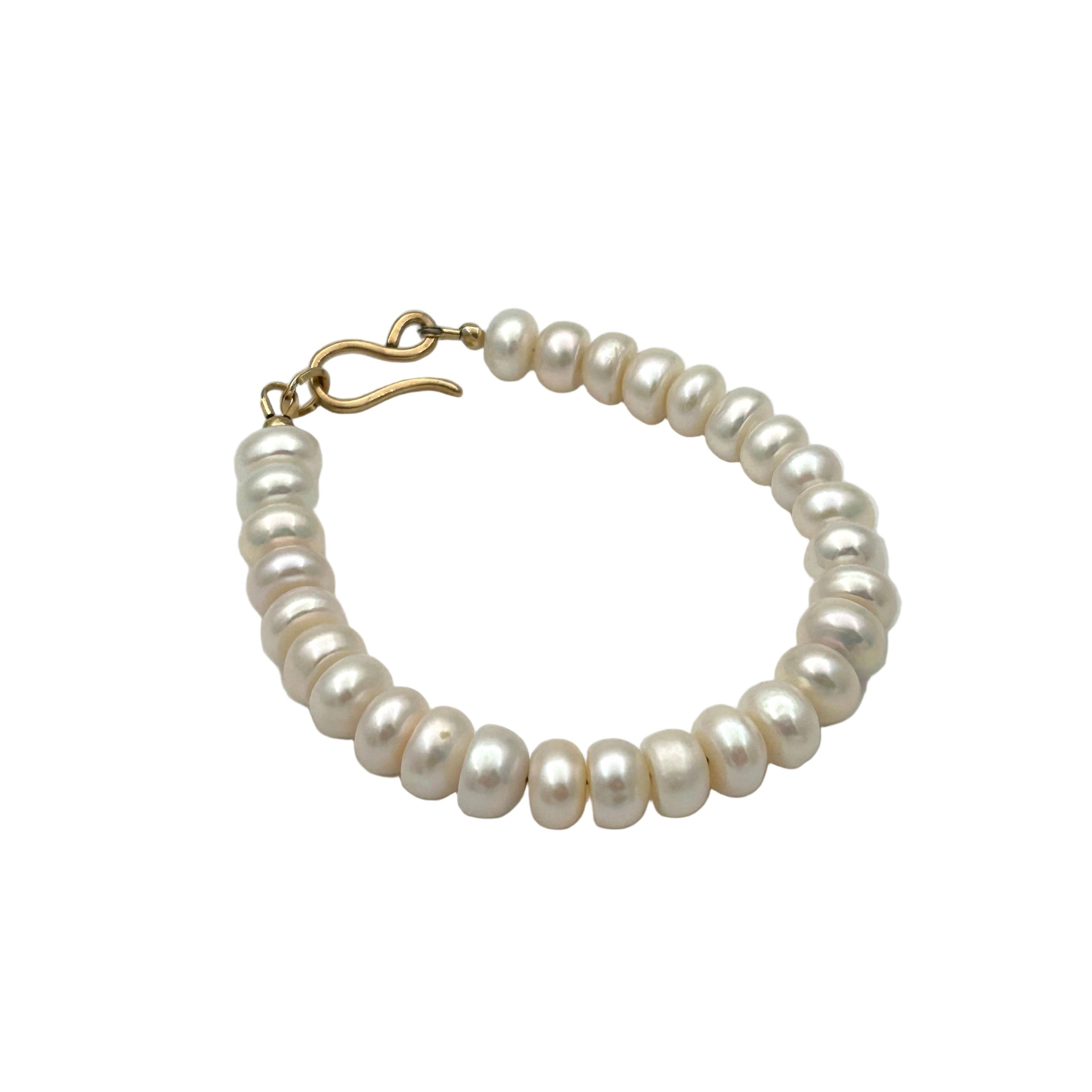 Pearl bracelet