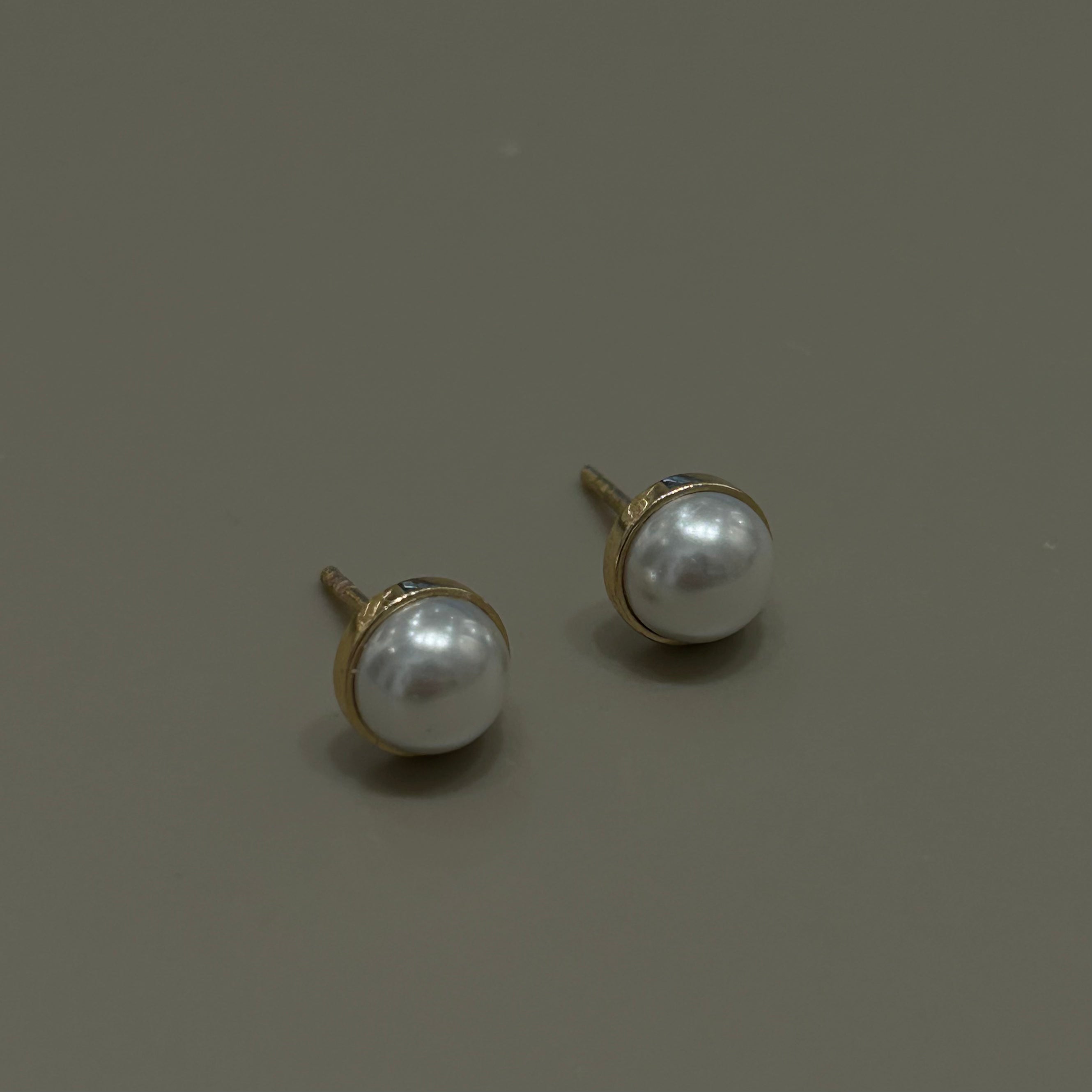 Pearls earrings