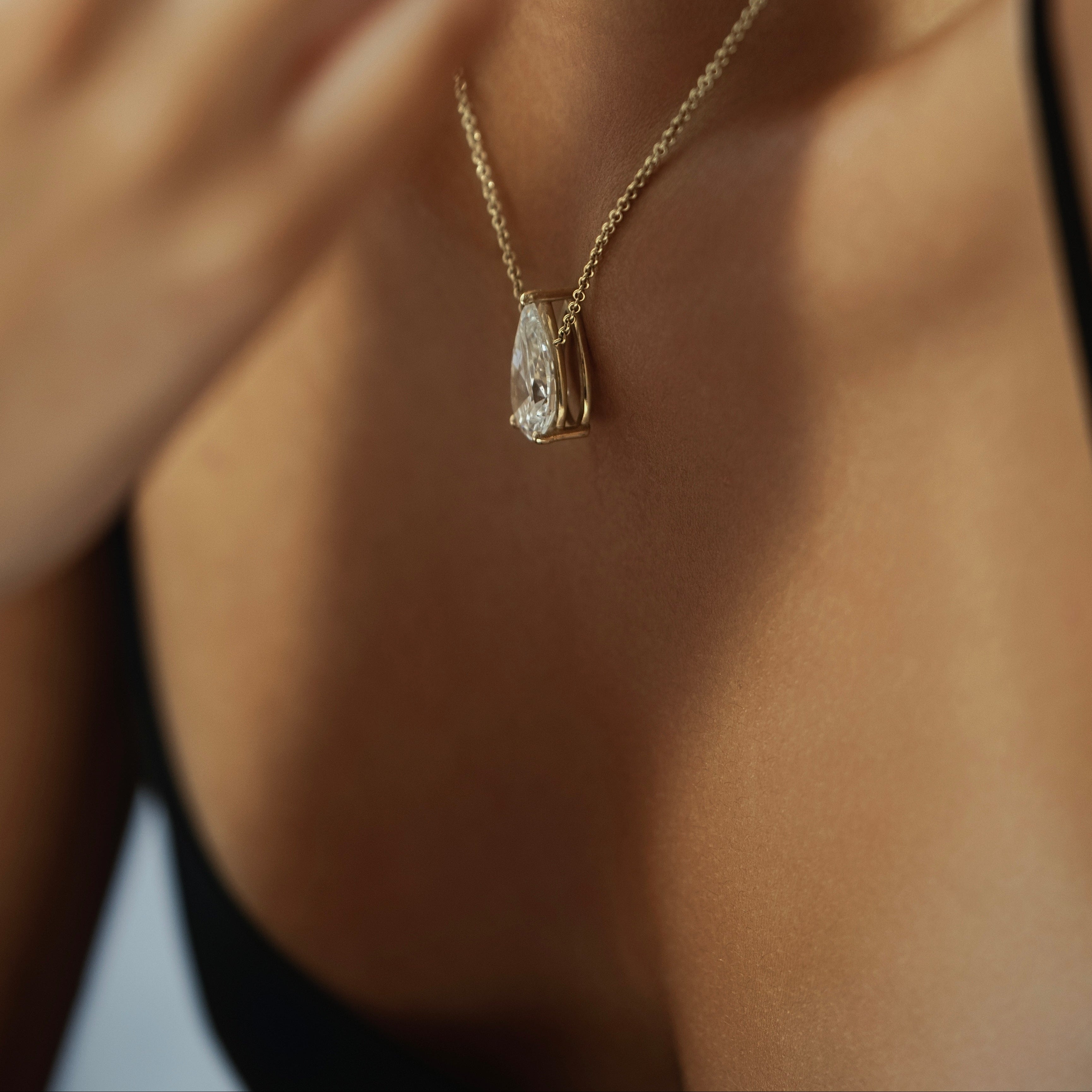 Big drop necklace
