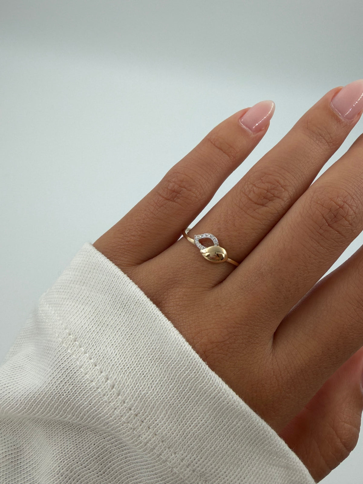 Leaves ring
