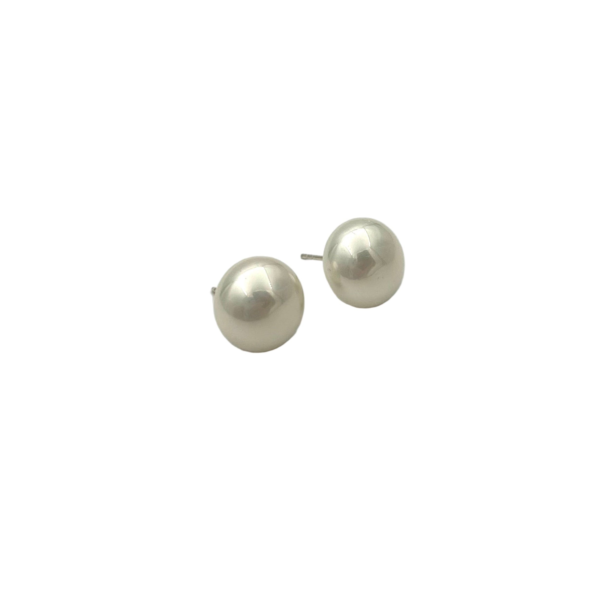 VERY Big Pearls earrings